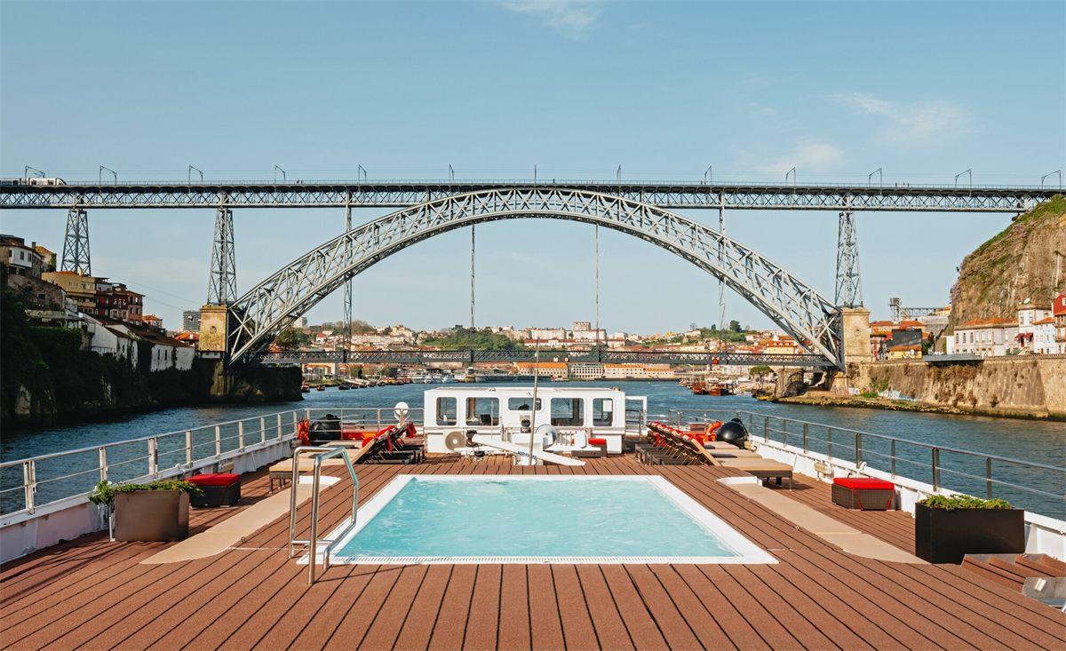 Sun Deck Pool Bar on AmaWaterways