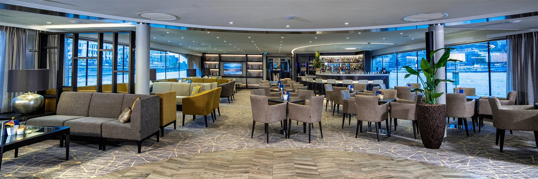 The Panorama Lounge, the ship’s bar and lounge
