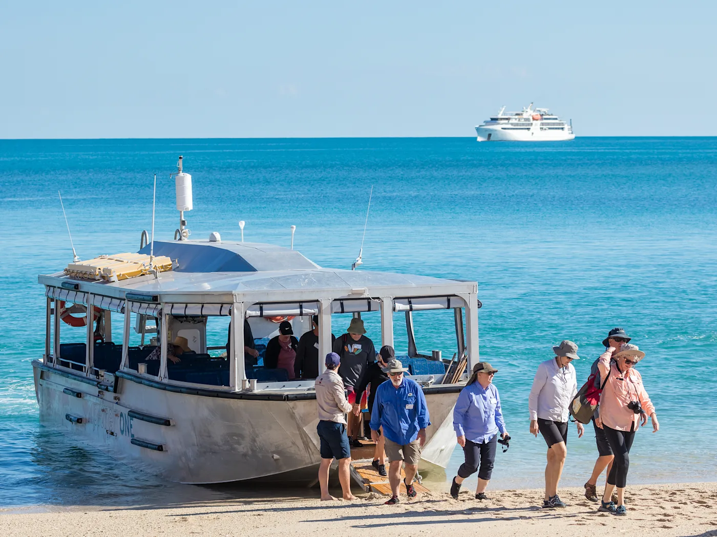 Xplorer landings on Coral Discoverer