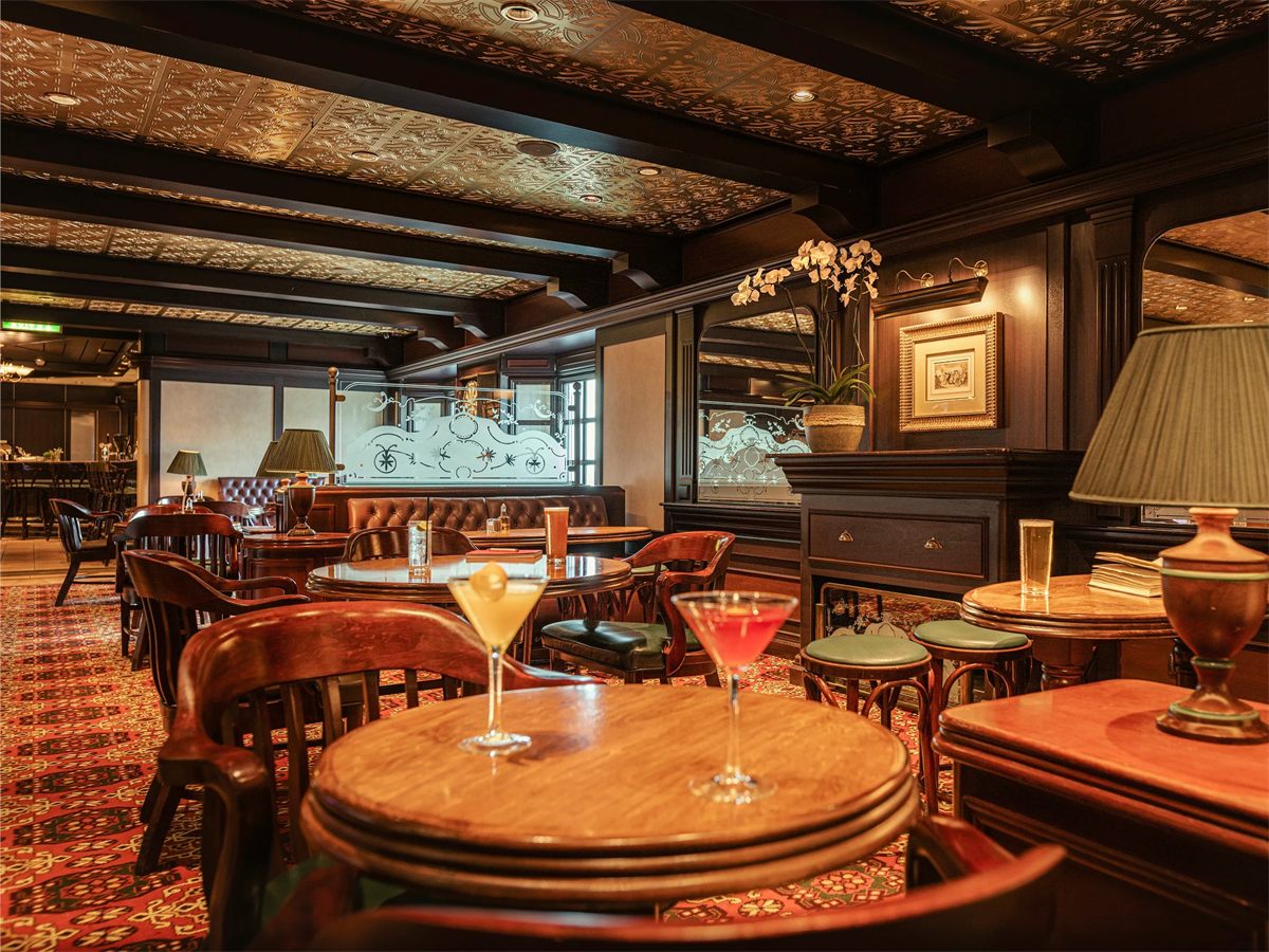 Golden Lion Pub on Cunard