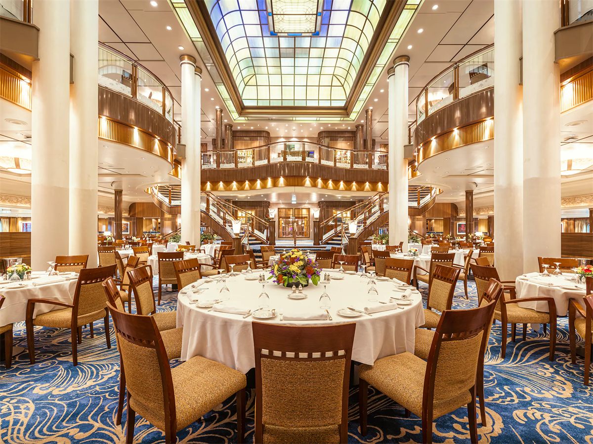 Britannia Club Restaurant on Cunard