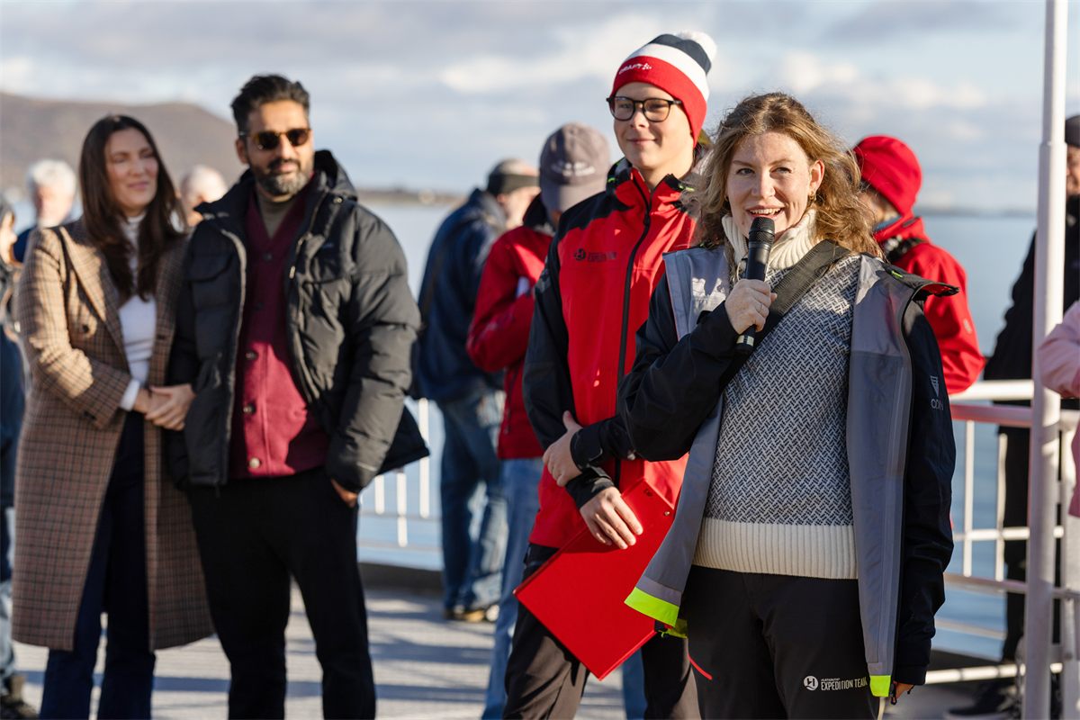Coastal Experience Team on Hurtigruten