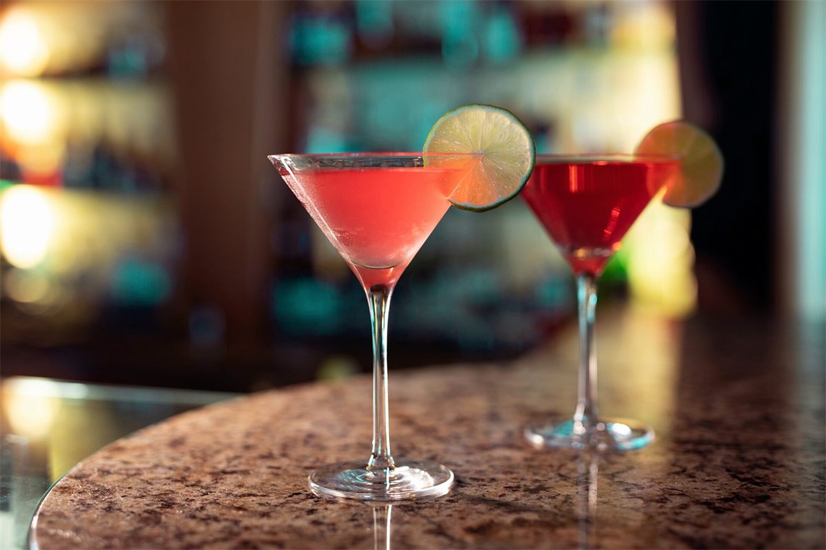 Explorer Lounge & Bar on Hurtigruten