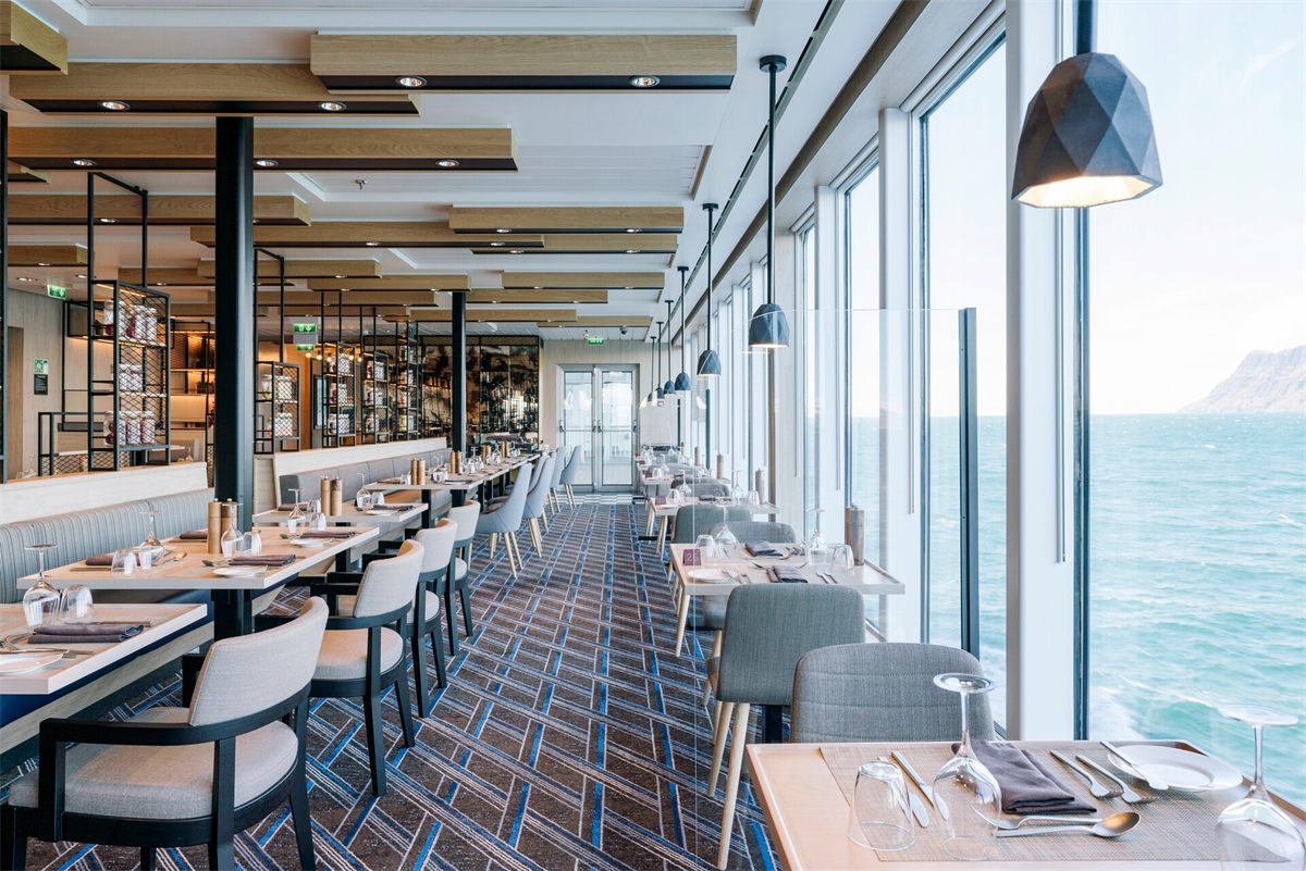 Restaurant Aune on HX Expeditions