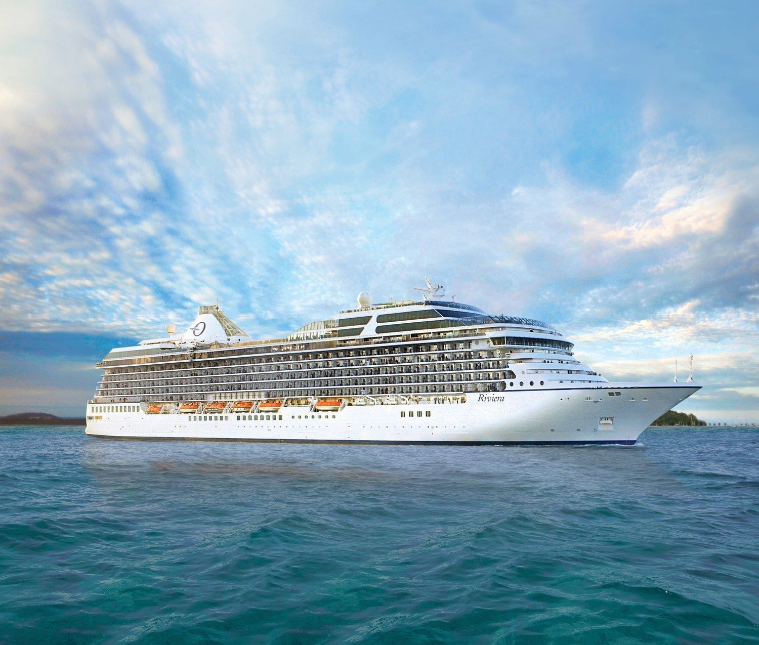 Oceania Riviera at sea