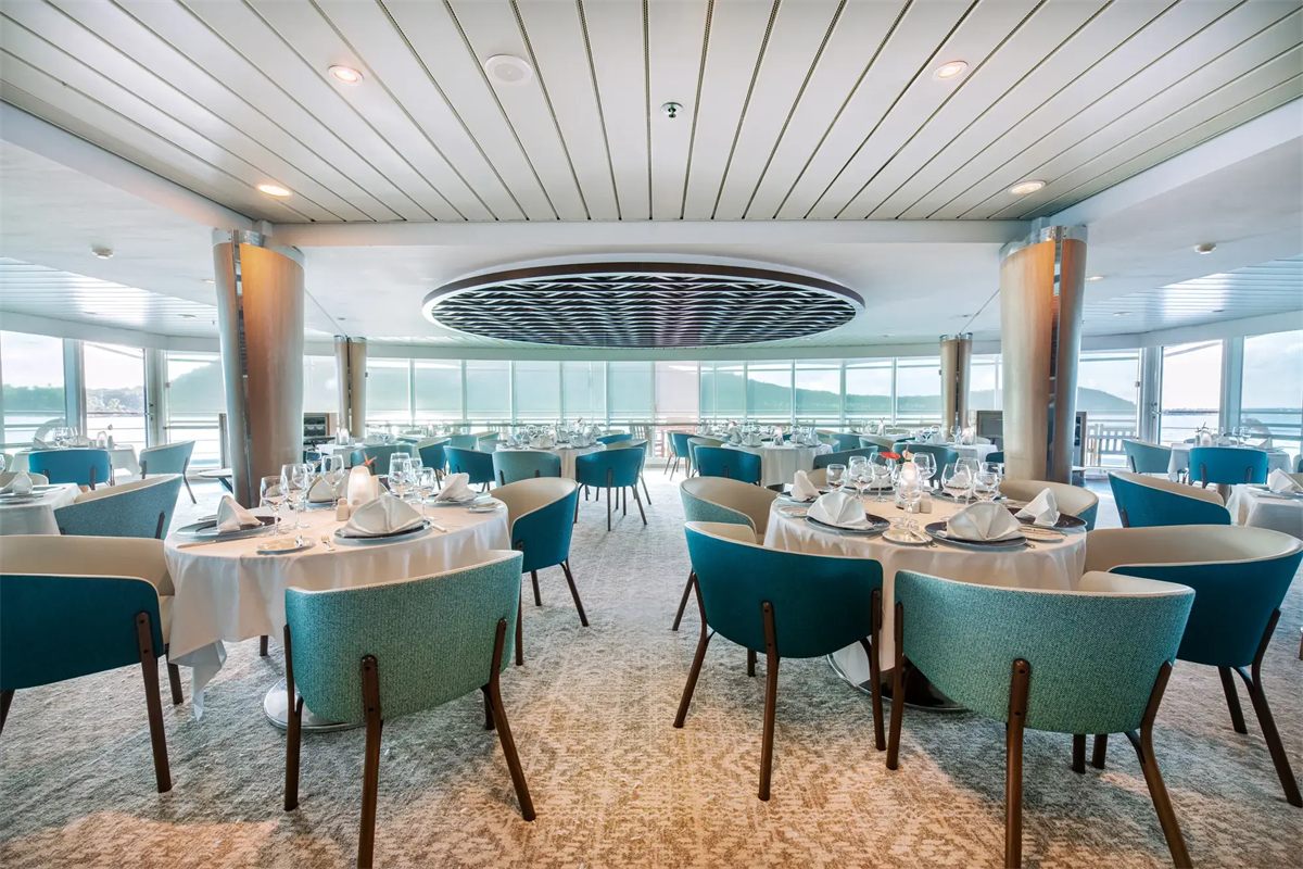 La Veranda on Paul Gauguin Cruises