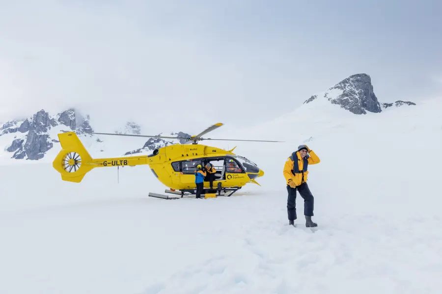 Heli-Flightseeing on Quark Expeditions