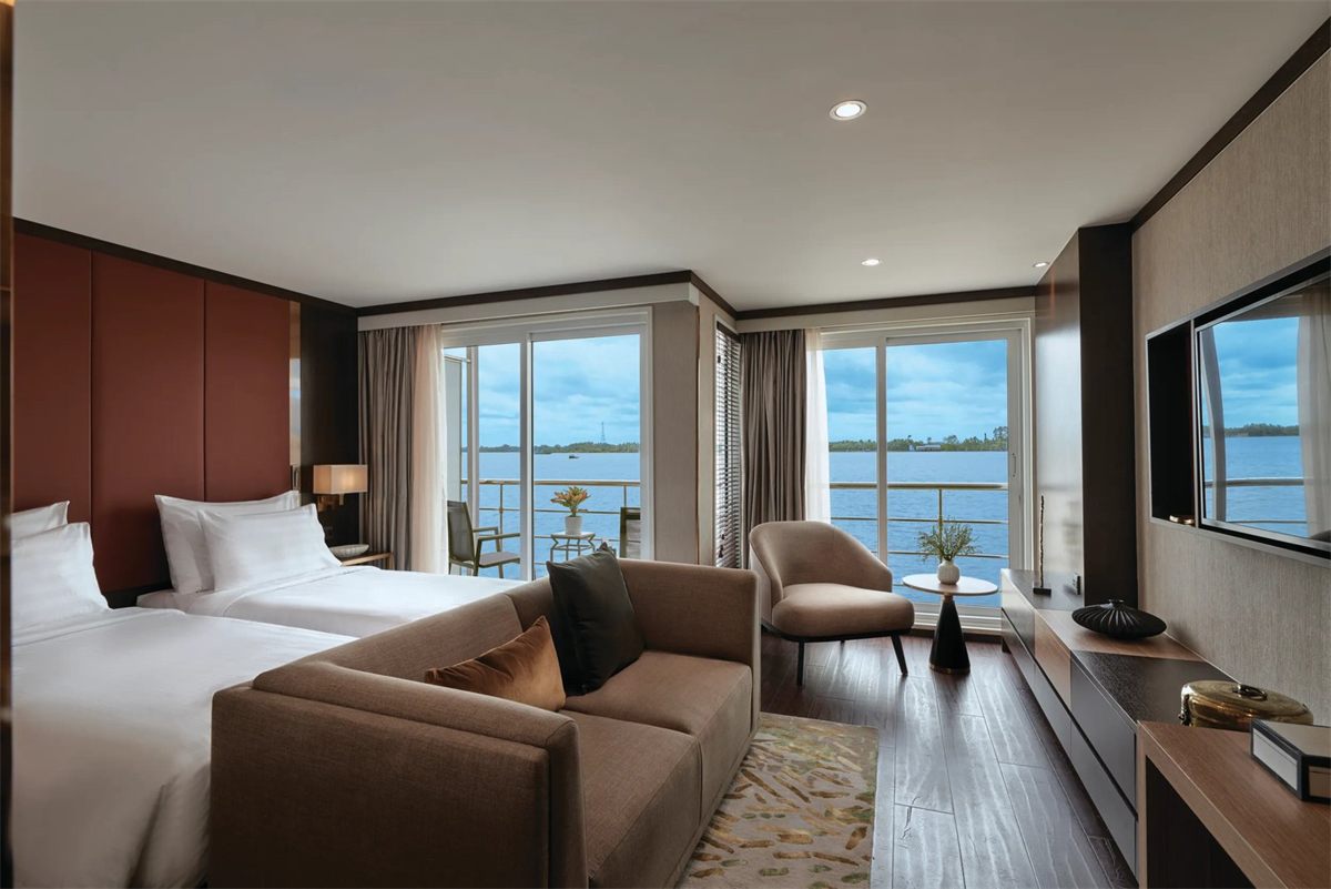 Mekong Deluxe Twin Balcony Suite on APT