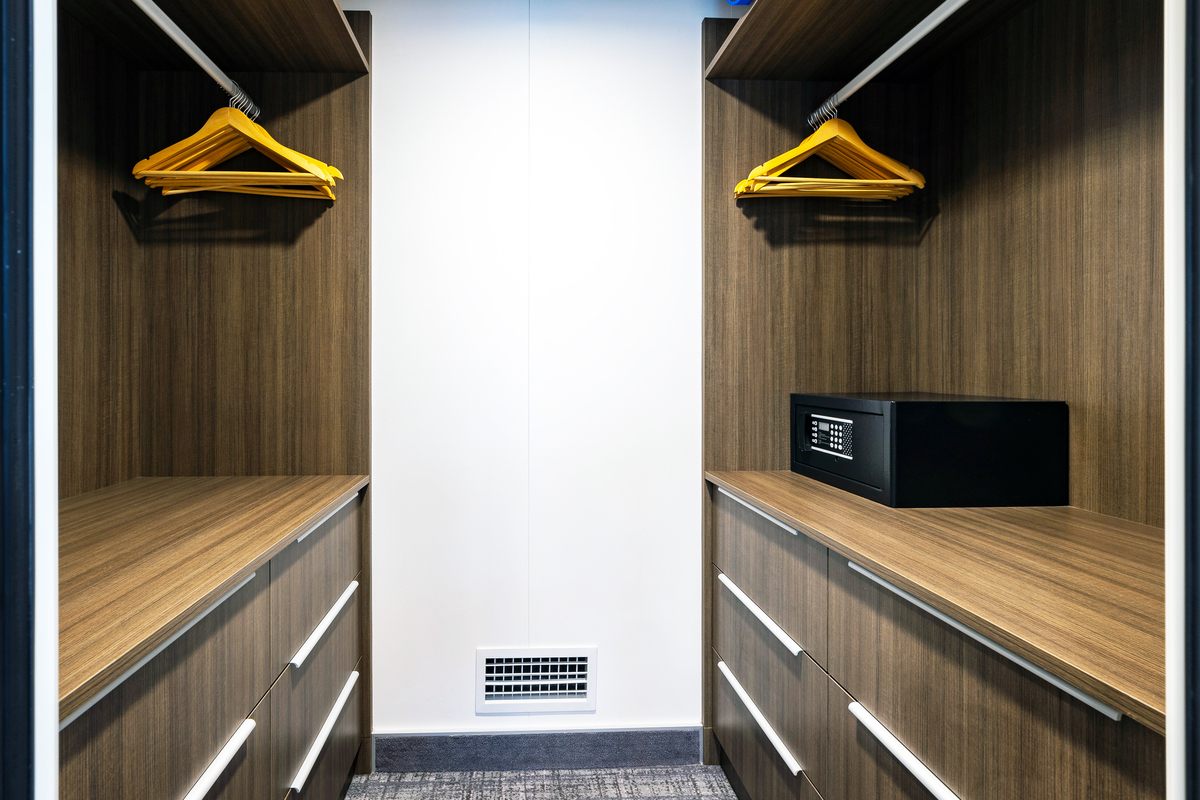 Junior Suite on Aurora Expeditions