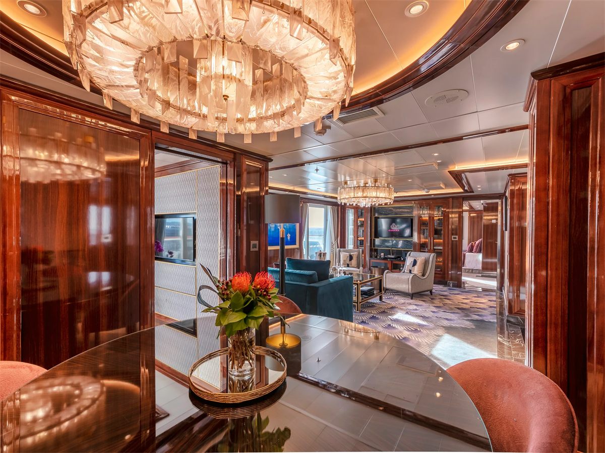 Mauretania Suite on Cunard