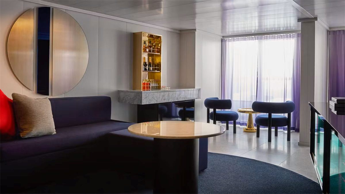 Suite on Virgin Voyages