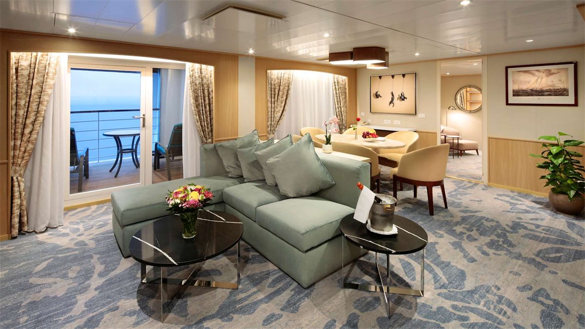 Owner’s Suite on Windstar Cruises