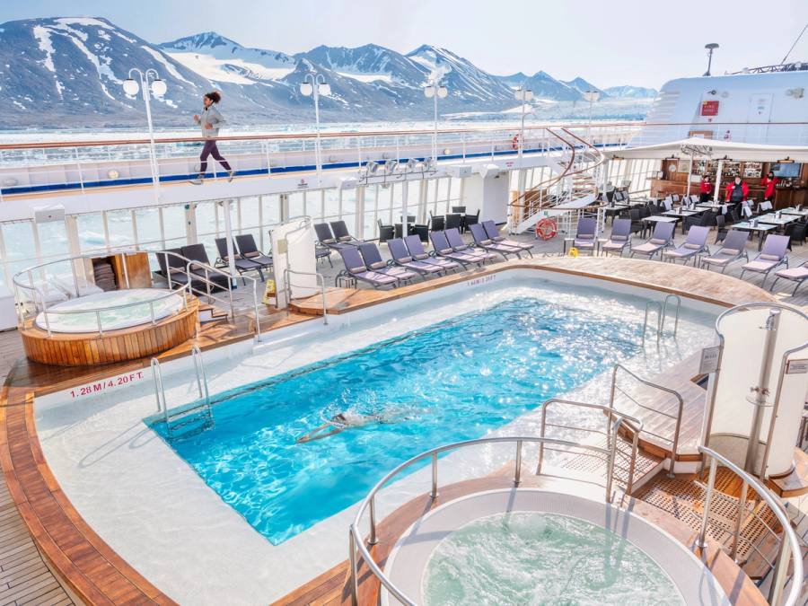 Pool Deck on Silver Cloud